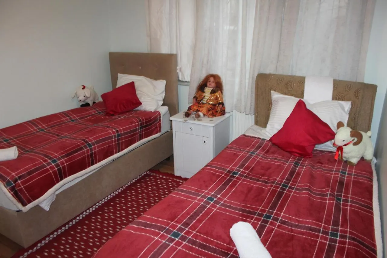 Апартаменты Two Bedroom Flat In The Garden At The Bosphorus Стамбул
