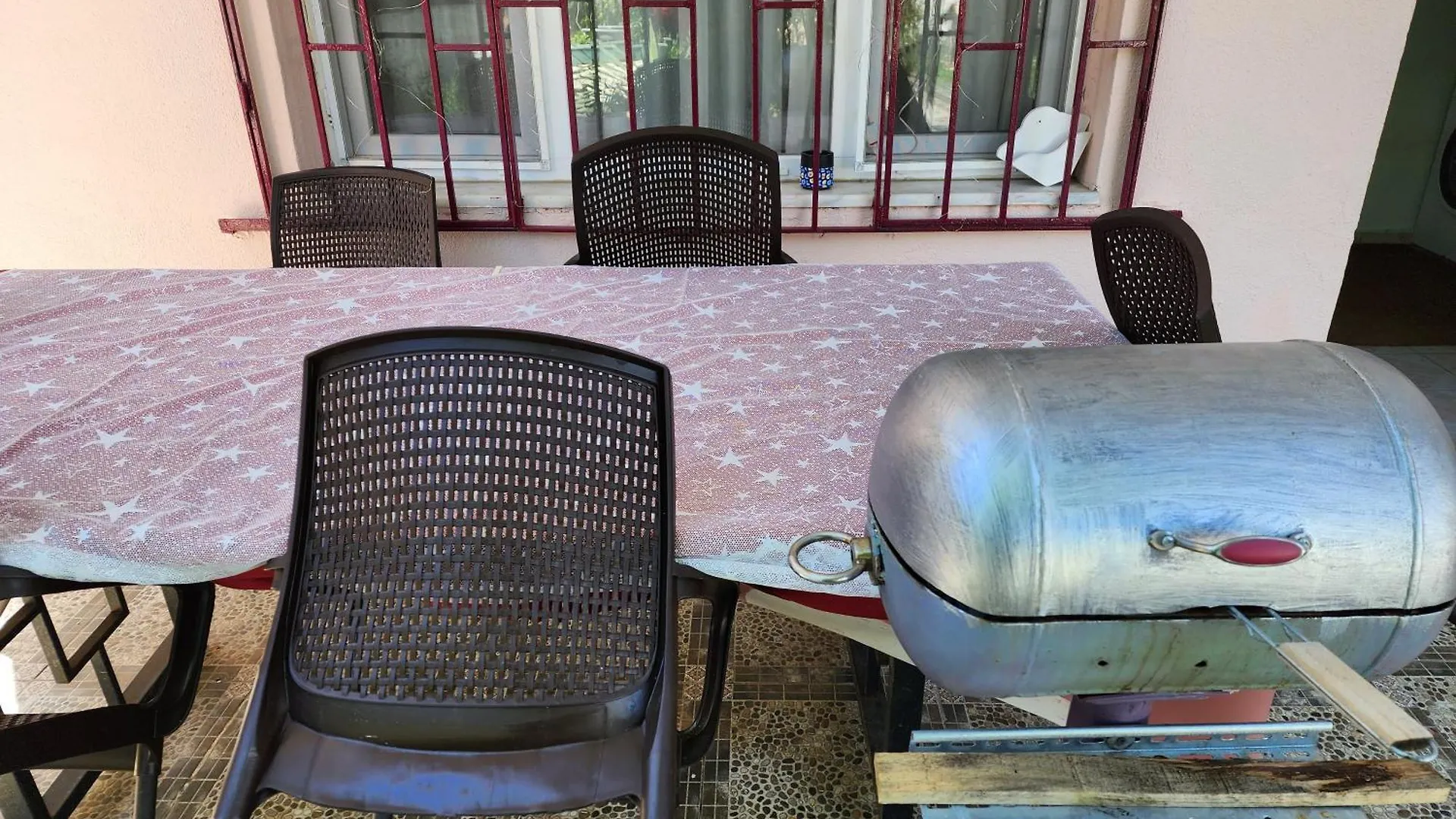 Апартаменты Two Bedroom Flat In The Garden At The Bosphorus Стамбул