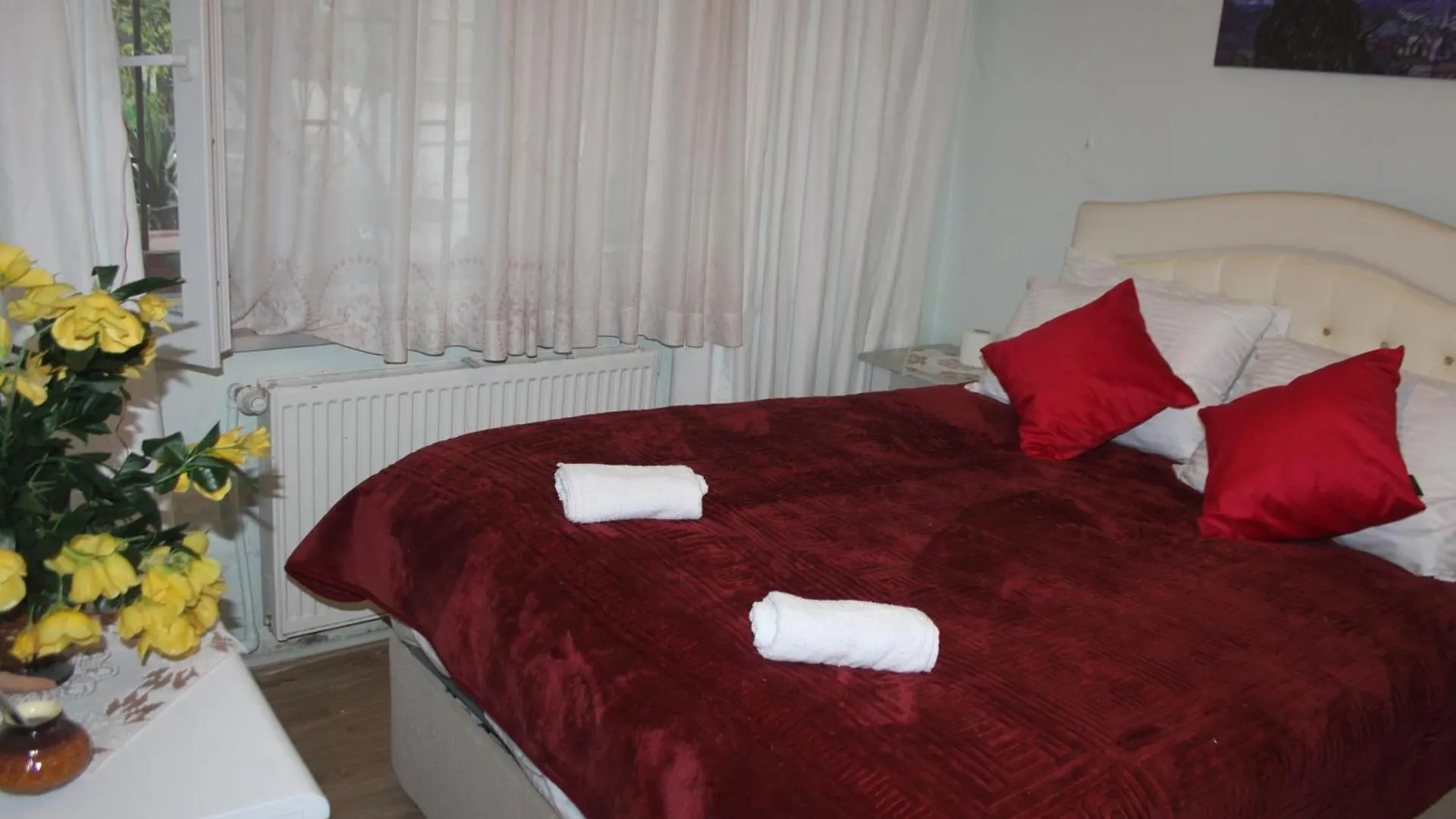 Two Bedroom Flat In The Garden At The Bosphorus Стамбул Апартаменты